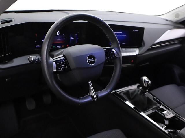 Opel ASTRA 1.2 Turbo Business Edition Winterpakket/Ad.Cruise /Agr/Camera/CarPlay/Nav/Ecc/Led