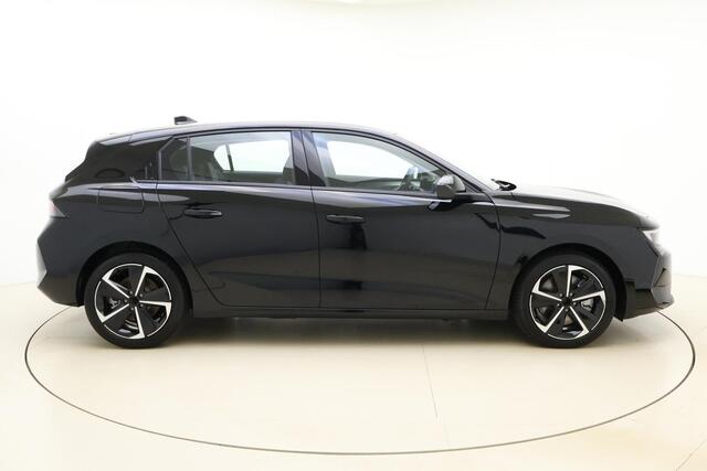 Opel ASTRA 1.6 Hybrid 180 PK 8-Traps Aut. | Climate control | Apple Carplay/Android Auto | keyless entry | Camera | Afneembare Trekhaak | Parpilot | 17"LM-Velgen