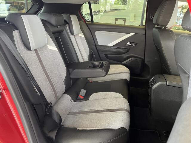 Opel ASTRA 1.6 Hybrid Elegance | ACC | Navi | Camera | Stoel-/stuurverw.