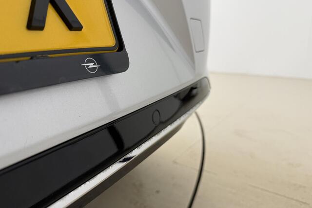Opel ASTRA 1.2 Elegance 130 PK Automaat | AGR Stoel | Navigatie via Apple Carplay | Climate control | Camera | Led | Getint glas | Lichtmetalen velgen