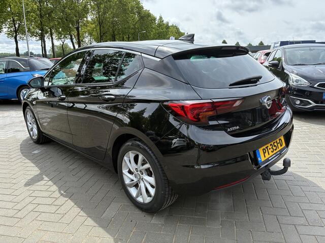 Opel ASTRA 1.4 Turbo 150Pk Innovation 5-Deurs | ECC | Navigatie | Camera | Elektrisch Pakket | Cruise control | AGR Stoelen | LM-Velgen | Trekhaak | Parkpilot