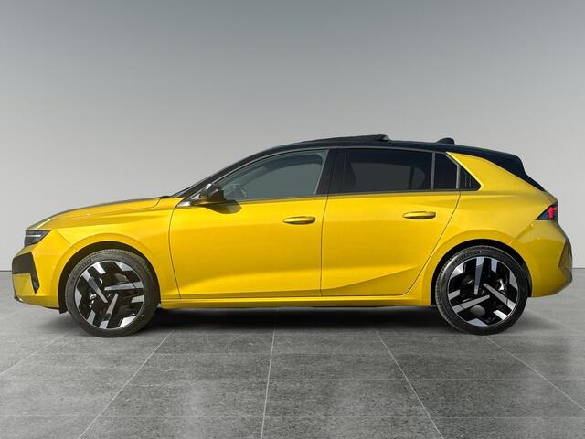 Opel ASTRA Electric Ultimate EV 58kWh 156pk | NIEUW MODEL! | SCHUIF/KANTELDAK | ALCANTARA/LEDER | NAVI | ISOFIX |