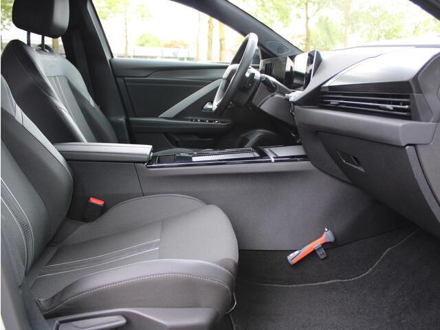 Opel ASTRA Sports Tourer 1.2 Turbo GS Automaat | Navi / Camera / Winter pakket