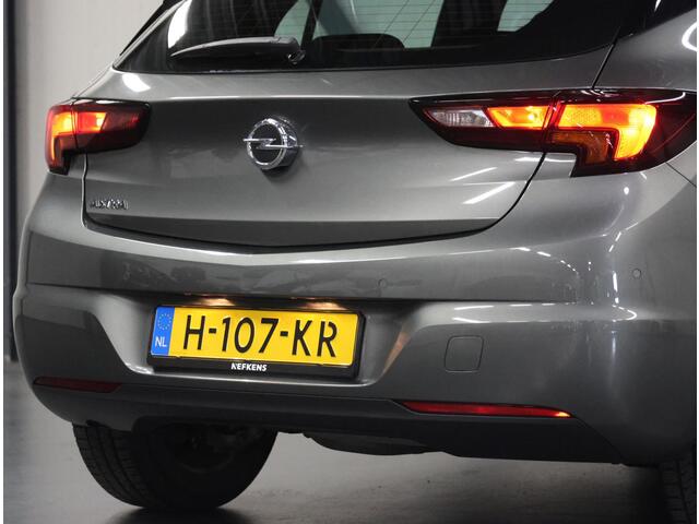 Opel ASTRA 1.2 110PK Business Edition | 1ste eigenaar | AppleCarplay/AndroidAuto | Airco | Parkeersensoren | Cruise Control | Bluetooth | Navigatie | Armsteun | Isofix | Privacy Glass |
