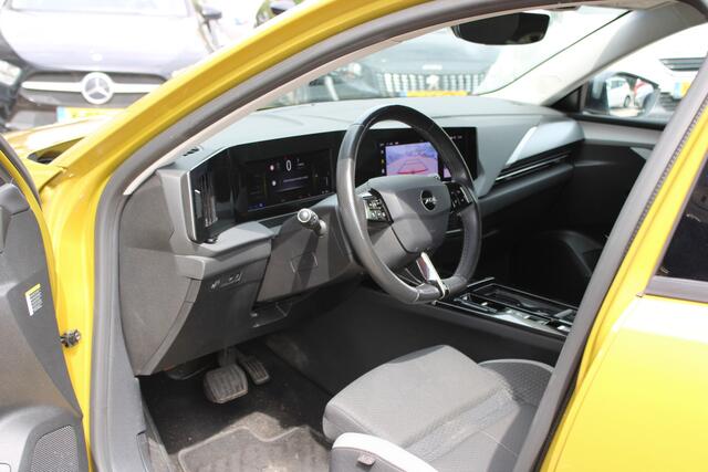 Opel ASTRA 1.6 Hybrid Business Edition