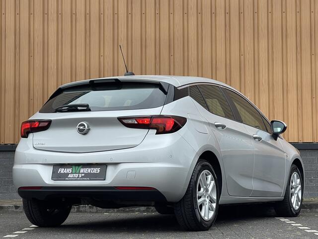 Opel ASTRA 1.6 CDTI Business | Airconditioning | Cruise Control | Radio | Multifunctioneel Stuurwiel | Isofix | Stop&Go |