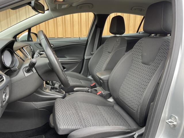 Opel ASTRA 1.6 CDTI Business | Airconditioning | Cruise Control | Radio | Multifunctioneel Stuurwiel | Isofix | Stop&Go |