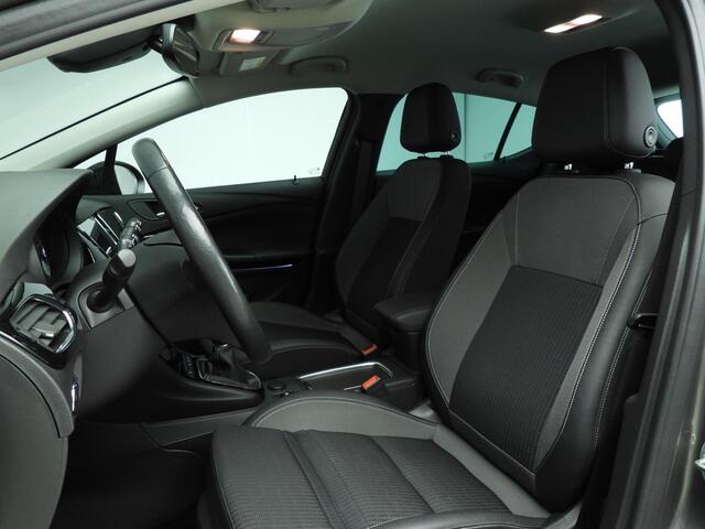Opel ASTRA 1.2 Business Elegance Plus | Matrix LED | Winter pakket | Camera
