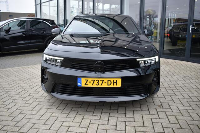 Opel ASTRA 1.2 GS Line NAVI / CAMERA / PDC