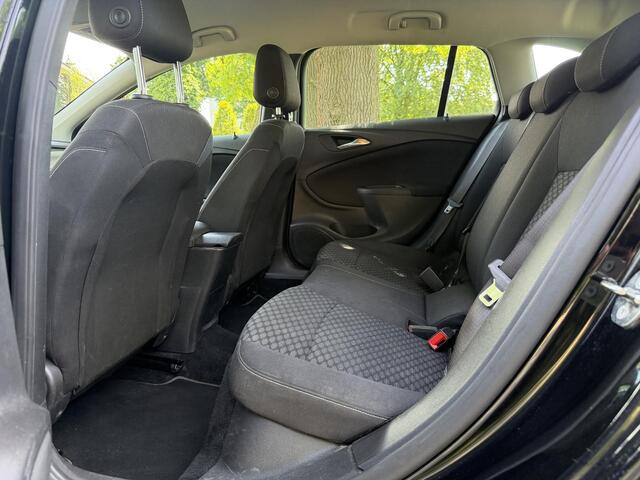 Opel ASTRA Sports Tourer 1.0 Online Edition