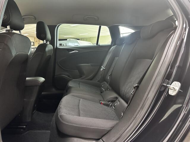 Opel ASTRA Sports Tourer 1.0 Turbo 120 Jaar Edition/ LED Dagrijverl./ Apple+android/ DAB+/ Clima/ Navi/ Cruise/ Bluetooth/ Multi.LEDER.Stuur/ Elek.Pakket/ Isofix/ PDC Achter.