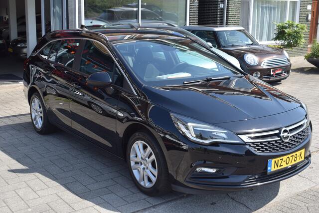 Opel ASTRA Sports Tourer 1.4 Online Edition 150PK/NAVI/PDC/CLIMA