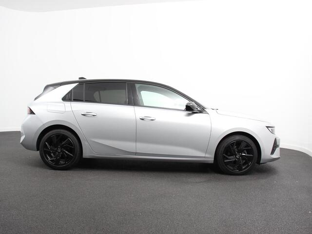 Opel ASTRA 1.2 Automaat GS Line Climate control Adaptive cruise control LED Voorstoelen verwarmd Stuurwiel verwarmd Achteruitrij camera 360* Sfeer verlichting Apple carplay/ Android auto