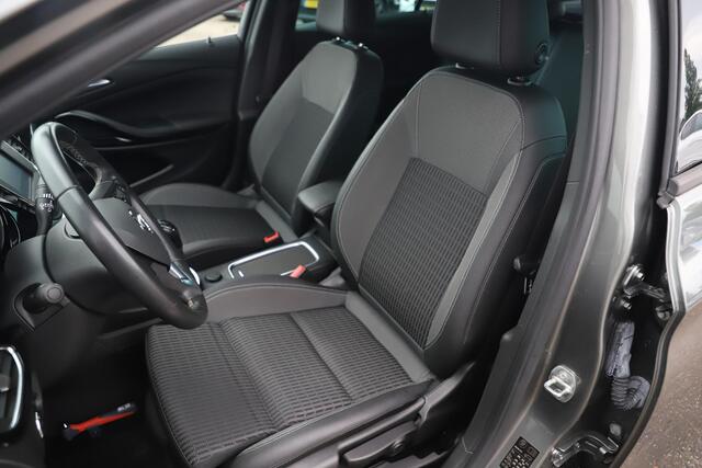 Opel ASTRA Sports Tourer 1.2 Design & Tech 110PK Trekhaak Sportstoelen Navigatie Achteruitrijcamera Carplay Android LMV Airco Cruise Control