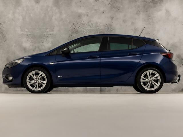 Opel ASTRA 1.2 Blitz Elegance 131Pk (APPLE CARPLAY, GROOT NAVI, ADAPTIVE CRUISE, CLIMATE, STUUR/STOELVERWARMING, SPORTSTOELEN, CAMERA, TREKHAAK, LEDER, GETINT GLAS, NIEUWSTAAT)