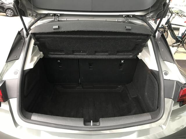 Opel ASTRA 1.0 Business+ Navi