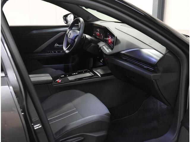 Opel ASTRA Sports Tourer 1.2 130PK Turbo Level 4 | 1ste eigenaar | AppleCarPlay/AndroidAuto | Navigatie | Adaptive Cruise Control | Keyless | AGR Stoel | Stoel/StuurVerwarming | FULL LED | 360'Camera | Isofix | Privacy Glass | Two-Tone | All Season Banden |