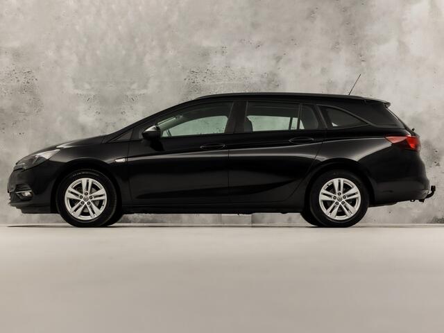 Opel ASTRA Sports Tourer 1.2 Sport (APPLE CARPLAY, CAMERA, TREKHAAK, SPORTSTOELEN, PARKEERSENSOREN, CRUISE, LM VELGEN, NIEUWE APK, NIEUWSTAAT)