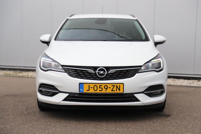 Opel ASTRA Sports Tourer 1.2 Business Executive 110PK Trekhaak Navigatie Achteruitrijcamera Carplay Android Climate & Cruise Control Donkere Ramen