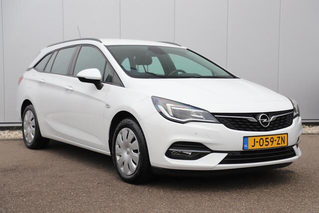 Opel ASTRA Sports Tourer 1.2 Business Executive 110PK Trekhaak Navigatie Achteruitrijcamera Carplay Android Climate & Cruise Control Donkere Ramen