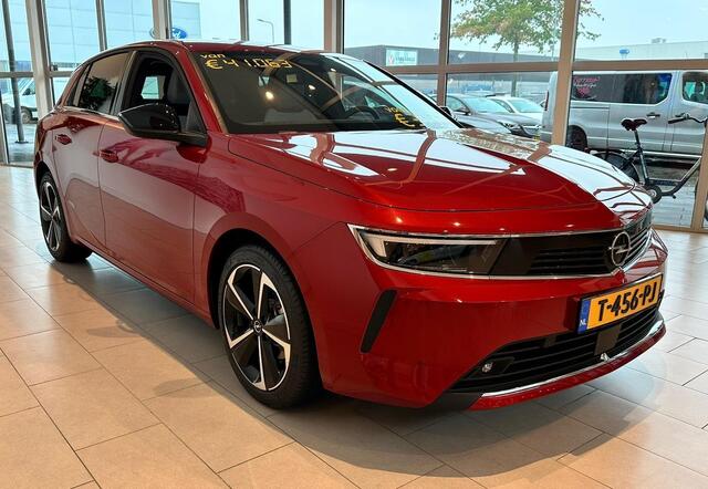 Opel ASTRA 1.2 Business Elegance