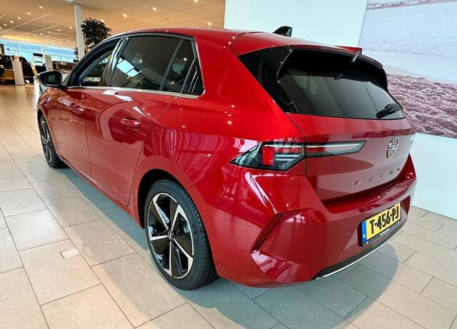 Opel ASTRA 1.2 Business Elegance