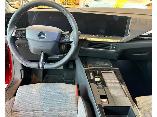 Opel ASTRA 1.2 Business Elegance