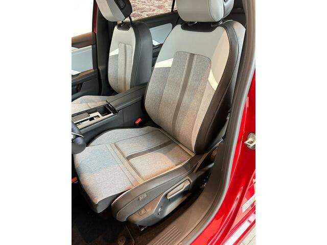 Opel ASTRA 1.2 Business Elegance