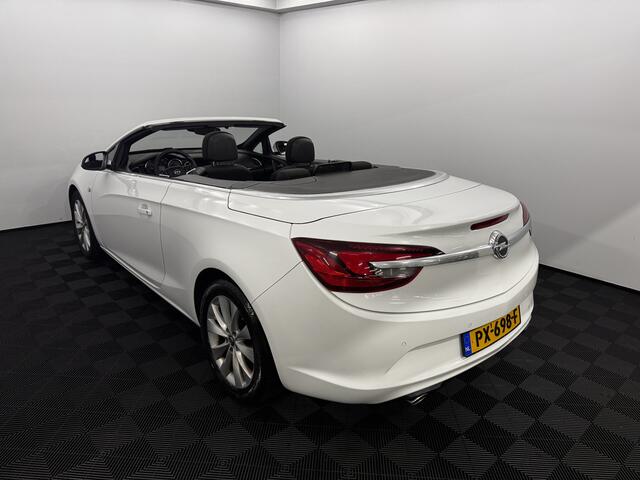 Opel CASCADA 1.4 Turbo ecoFLEX Innovation Airco, Navi, Parkeersensoren, Stoelverwarming, Cruise control, Lichtmetalen velgen