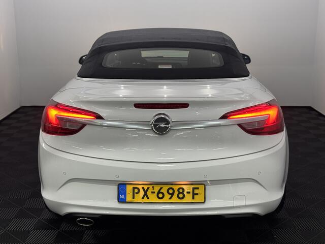 Opel CASCADA 1.4 Turbo ecoFLEX Innovation Airco, Navi, Parkeersensoren, Stoelverwarming, Cruise control, Lichtmetalen velgen