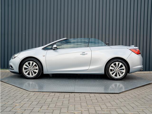 Opel CASCADA 1.6 Turbo 170Pk Aut. Innovation | Parkeersensoren V&A | AGR-Stoelen | Navi | Prijs Rijklaar!!