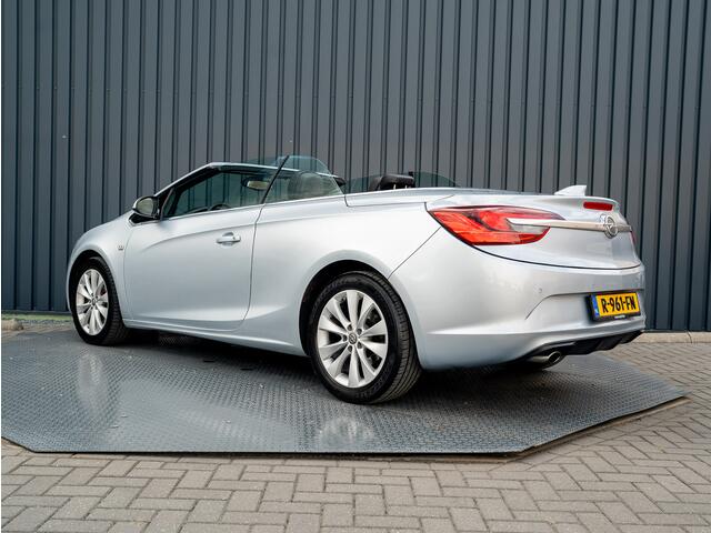 Opel CASCADA 1.6 Turbo 170Pk Aut. Innovation | Parkeersensoren V&A | AGR-Stoelen | Navi | Prijs Rijklaar!!