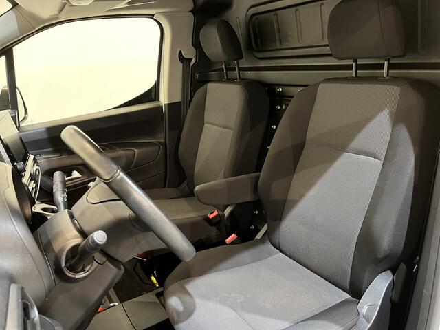 Opel COMBO 1.5D L2H1 Innovation / Euro 6 / Airco / Camera / Cruise Control / Navigatie / CarPlay /