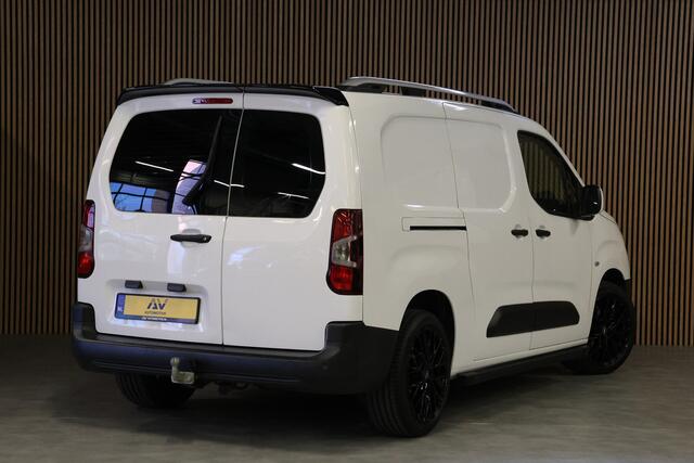 Opel COMBO 1.5D L2H1 Innovation | CarPlay | PDC | Airco | Cruise control | DAB | Trekhaak | Treeplanken | Achterspoiler | Nieuwe APK | Dealer onderhouden