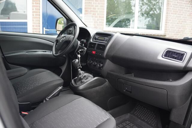 Opel COMBO 1.4 Benzine, AIRCO, TREKHAAK, BTW-VRIJ / MARGE