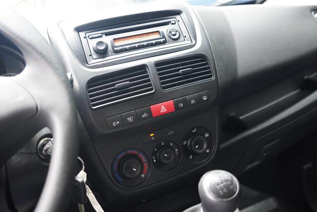 Opel COMBO 1.4 Benzine, AIRCO, TREKHAAK, BTW-VRIJ / MARGE