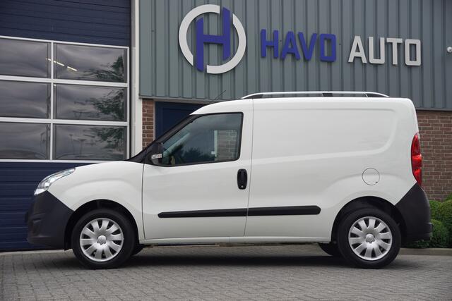 Opel COMBO 1.4 Benzine, AIRCO, TREKHAAK, BTW-VRIJ / MARGE