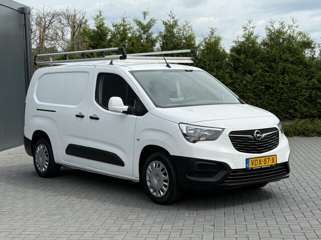 Opel COMBO 1.5D 102 PK / L2H1 / TREKHAAK / IMPERIAAL / AIRCO / CRUISE / NAVI / CARPLAY