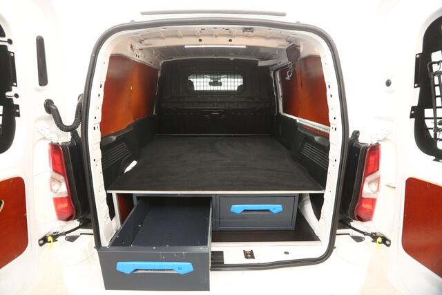 Opel COMBO 1.5D L1H1 Airco Cruise Carplay Navigatie PDC Elektrpakket Schuifdeur Trekhaak
