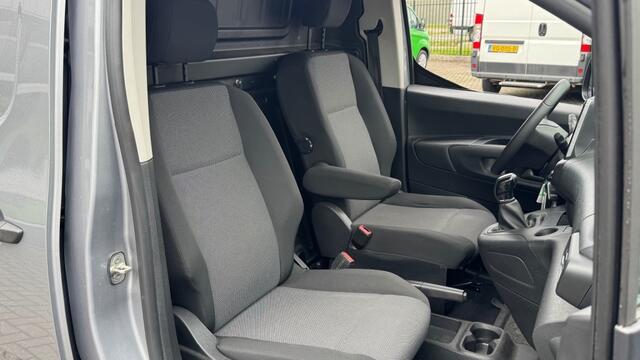 Opel COMBO 1.6 CDTI 73KW 99PK EURO 6 NAVIGATIE/ AIRCO/ CRUISE CONTROL/ TREKHAAK/ 100% DEALERONDERHOUDEN