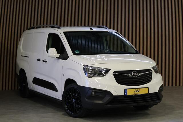 Opel COMBO 1.5D L2H1 Innovation | CarPlay | PDC | Airco | Cruise control | DAB | Trekhaak | Treeplanken | Achterspoiler | Nieuwe APK | Dealer onderhouden