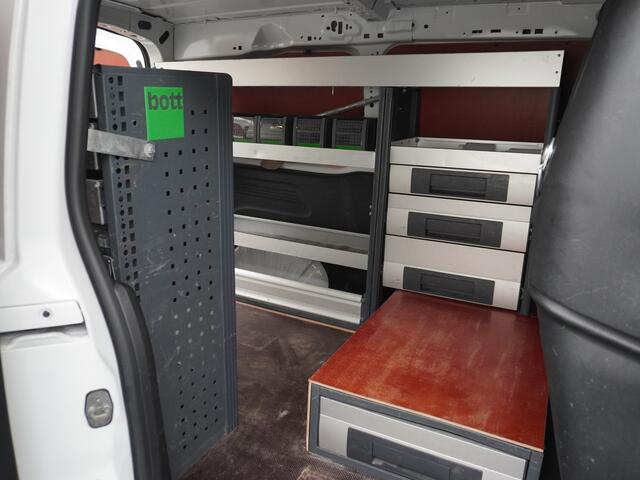 Opel COMBO 1.6D 101pk L2 Navi Apple Carplay Android EURO6 ECC Cruise Control PDC DAB Bluetooth Edition Complete Bott inrichting Betonplex vloer Wandbetimmering Schuifdeur Edition+ Pakket 1e Eigenaar Euro 6 Zeer zuinig én Compleet! Origineel Nederlandse auto!