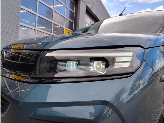 Opel COMBO Electric L1 50 kWh 136pk AUTOMAAT | 3-zits | Houten afwerking laadruimte | Trekhaak voorbereiding | Pakket Look | Climate control | Adaptieve cruise control | Lederen stuurwiel | Stuurverwarming | Multimedia | Carplay | Achteruitrijcamera | Surround View 