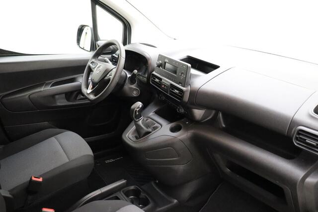 Opel COMBO 1.5D 75pk L1H1 Edition | Weinig kilometers | Trekhaak | Zijschuifdeur rechts | Bluetooth | Airco | Cruise Control