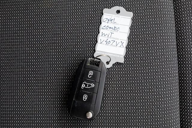 Opel COMBO 1.6D E6 Edition Airco/Navi 02-2019