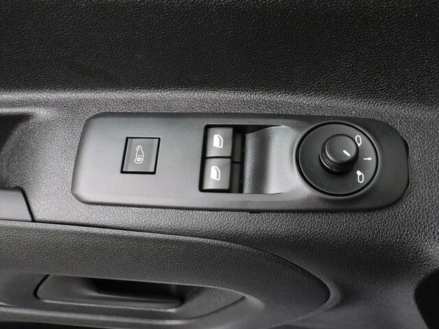 Opel COMBO 1.5D Lang 102PK Edition | Navigatie | Multimedia | Airco | Cruise | Betimmering