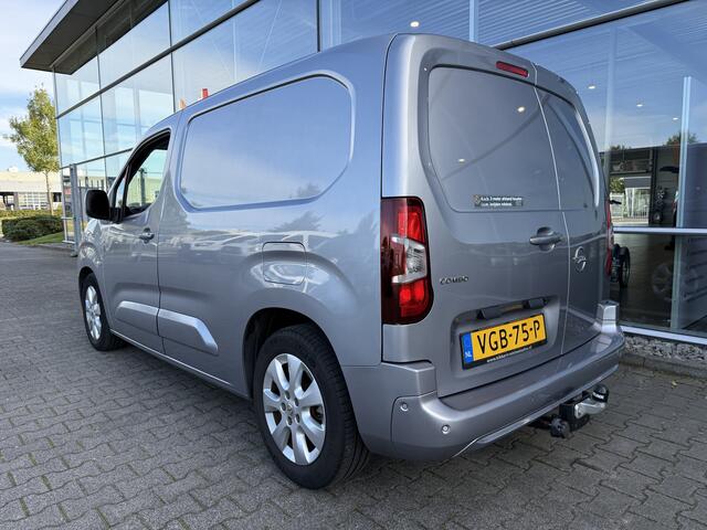 Opel COMBO Rolstoelauto / Scootmobielauto 1.5D L1H1 Innovation (Mooie frisse Combo Automaat met oprijplaat!)