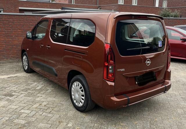 Opel COMBO Life XL 5+1 Rolstoelauto 1.2 Turbo L2H1 Edition (Zeer mooie en rijk uitgeruste 5+1 Rolstoelauto met automaat!)
