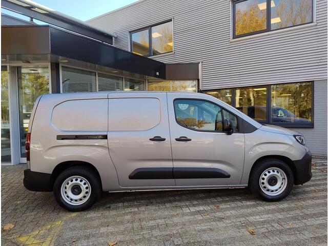 Opel COMBO Electric L2 50 kWh 136pk | 8 jaar garantie | Houten afwerking laadruimte | Multimedia | Apple Carplay | Android Auto | Achteruitrijcamera | Parkeersensoren achter | Digital cockpit | Stuurwielbediening | Reservewiel | van ¤31.329 voor ¤29.975