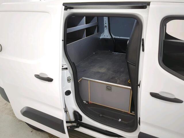 Opel COMBO 1.5D L2H1 Edition 1e Eigenaar | Dealer Onderh | BTW | Inrichting | 2 Zijdeuren | Lichte Drempel schade | Bluetooth | Cruise | Start/Stop | Hill-Hold | PDC | Dodehoek Assistent | Parking Pack